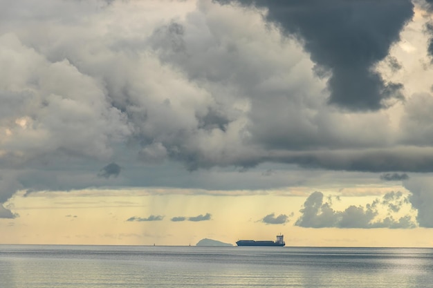 内蒙天气预报内蒙现在天气多少度-